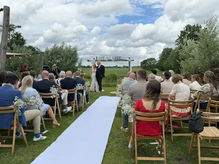 Een zorgeloze ceremonie dankzij Sas als weddingplanner